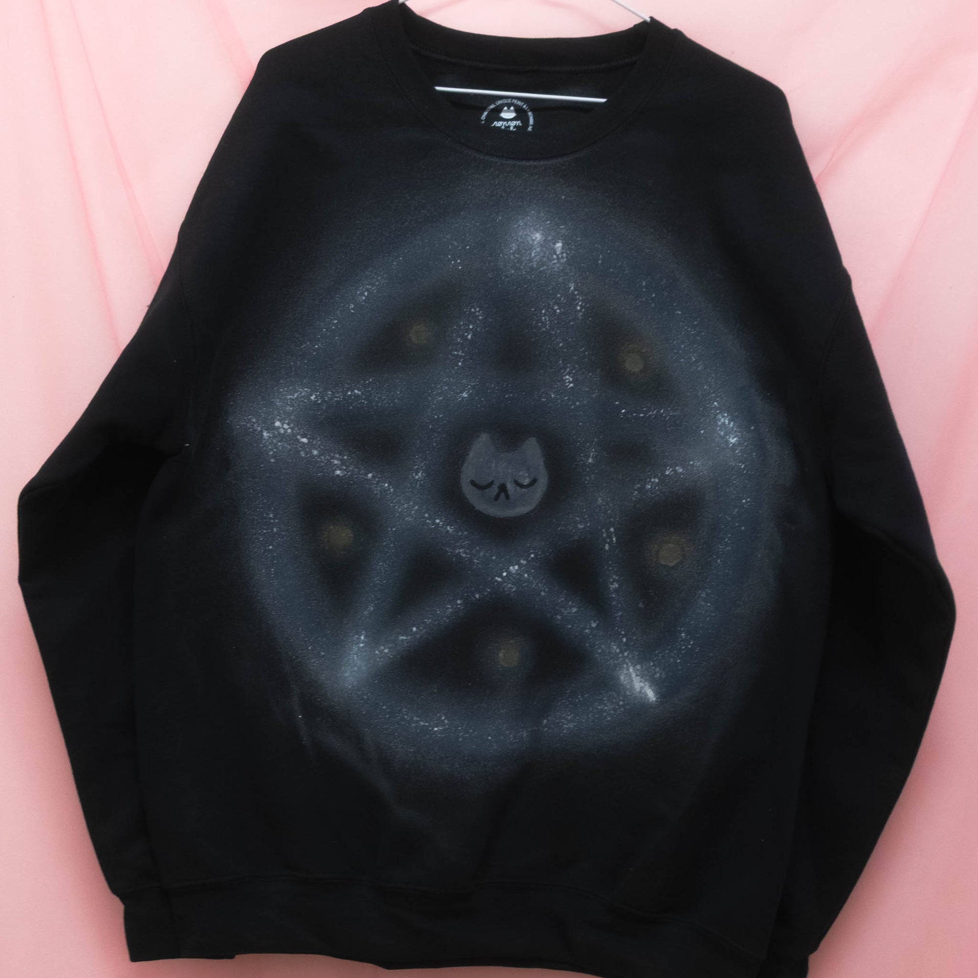 Chandail "Pentacle" unique (L)