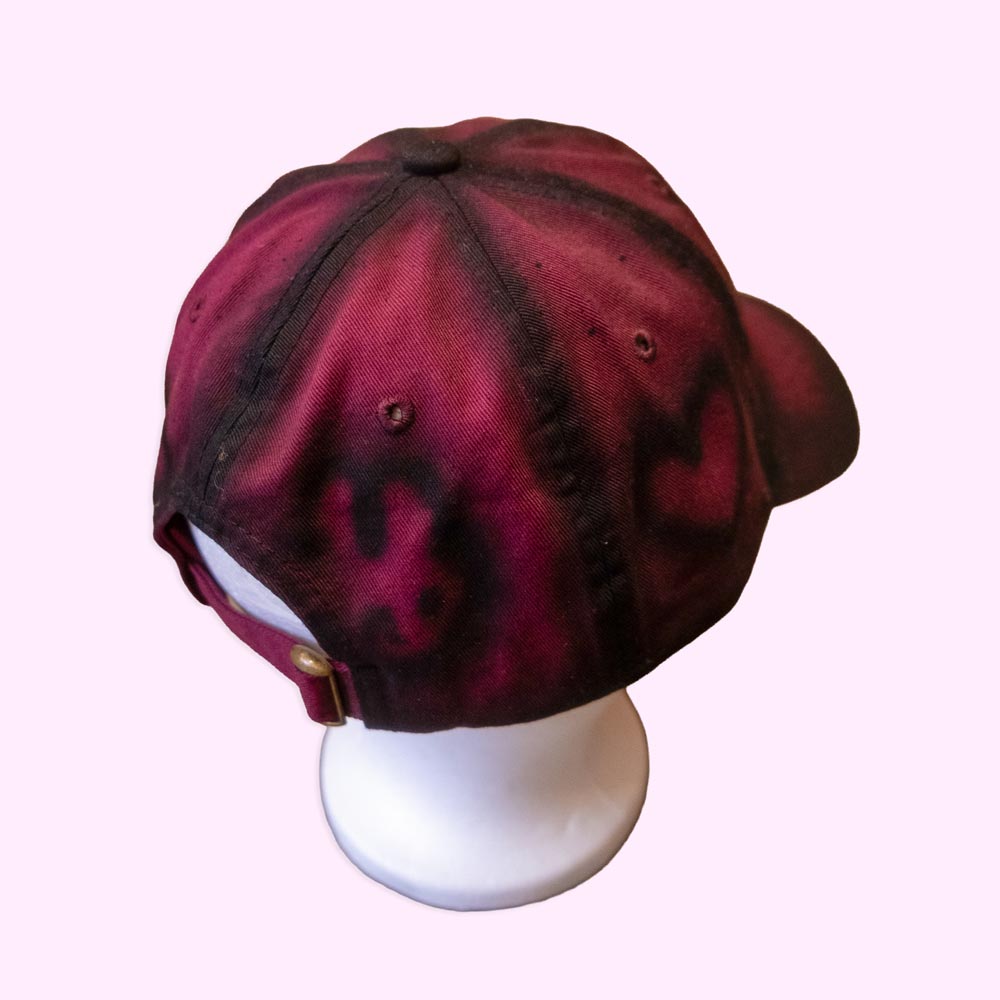 Casquette bourgogne "lapins & coeurs" unique