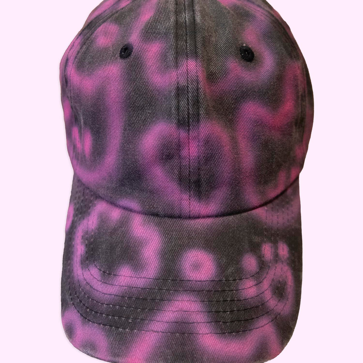 Casquette grise délavée "pattes de chats" unique