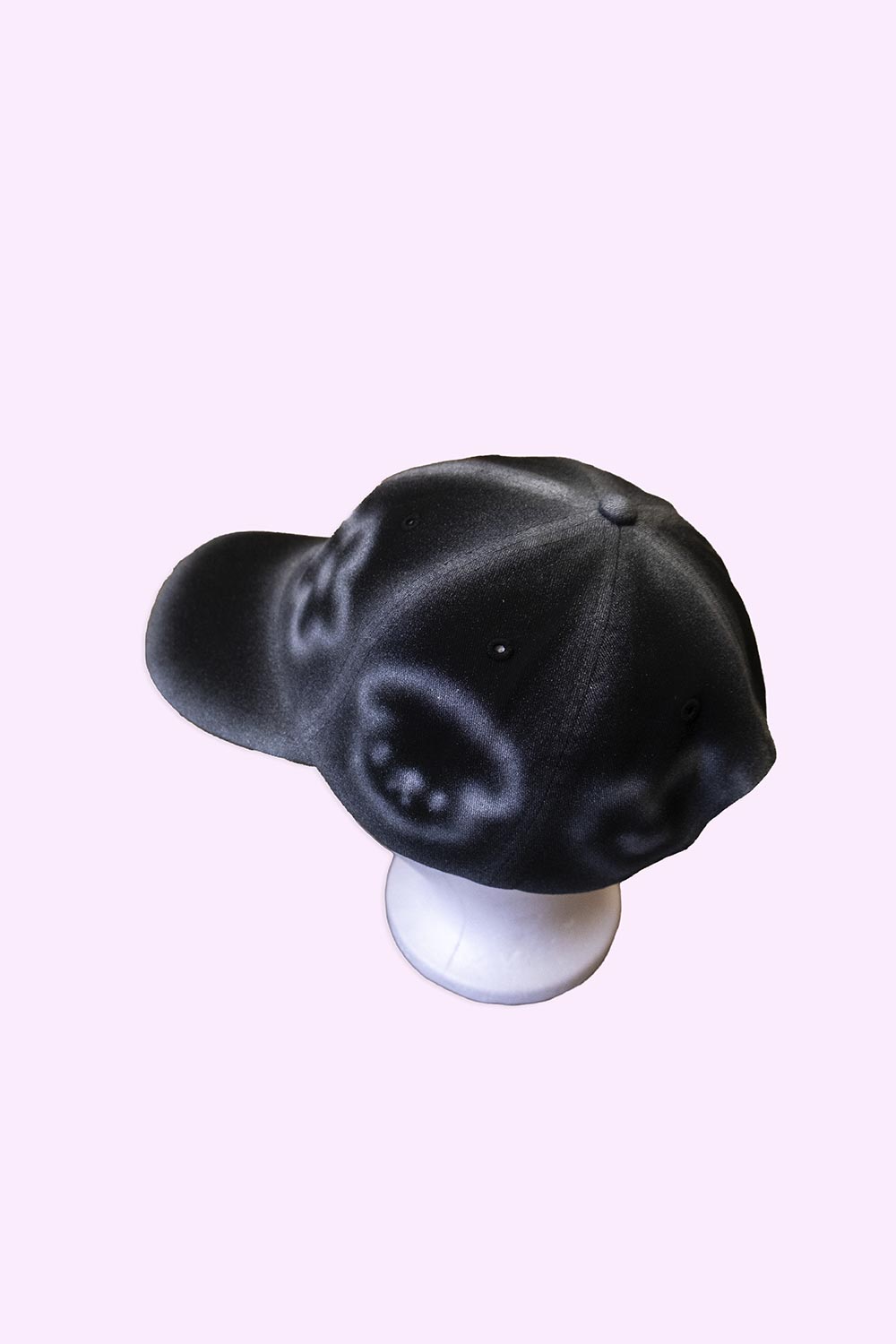 Casquette noire "animaux mignons argentés" unique