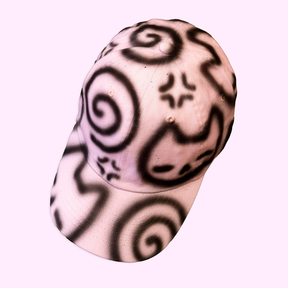 Casquette rose pâle "chats fâchés" unique