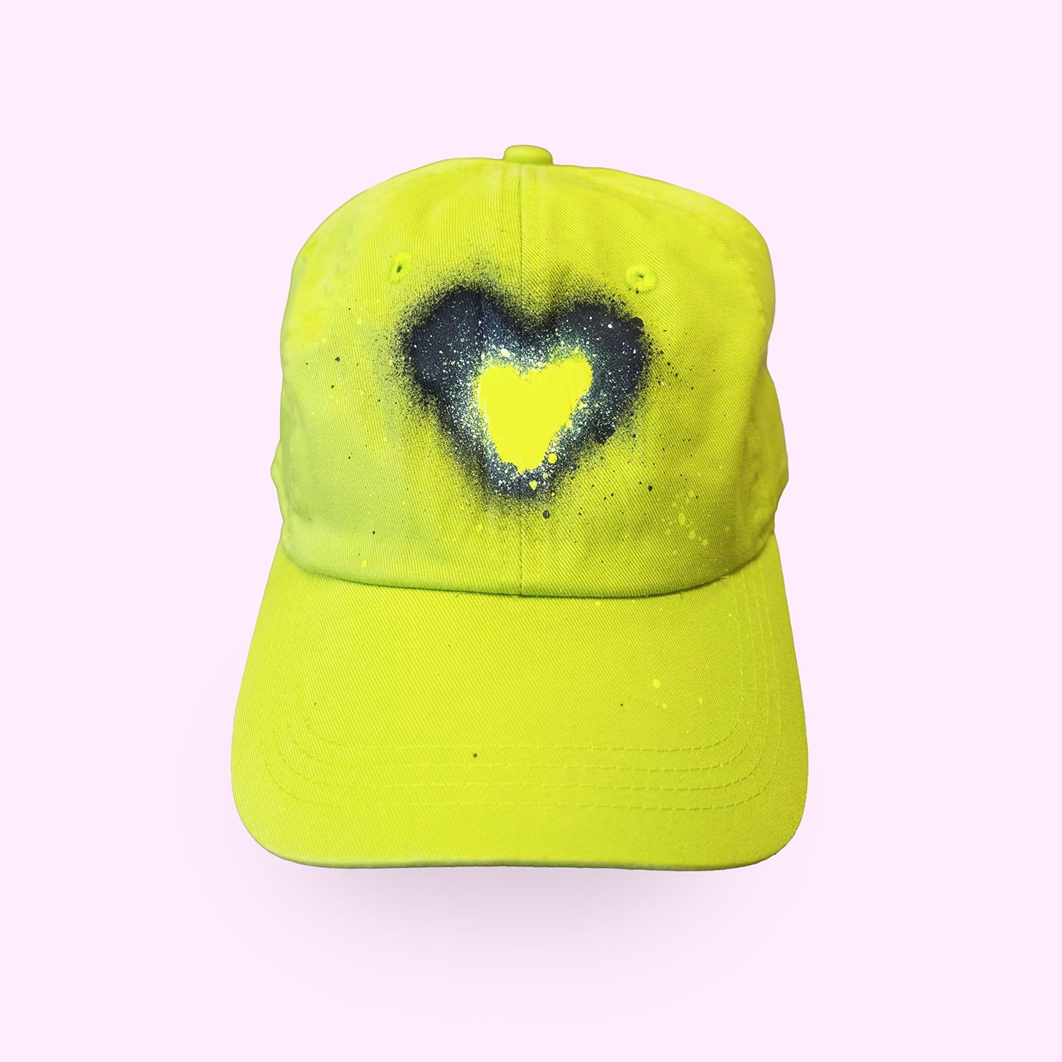 Casquette verte "coeur noir" unique