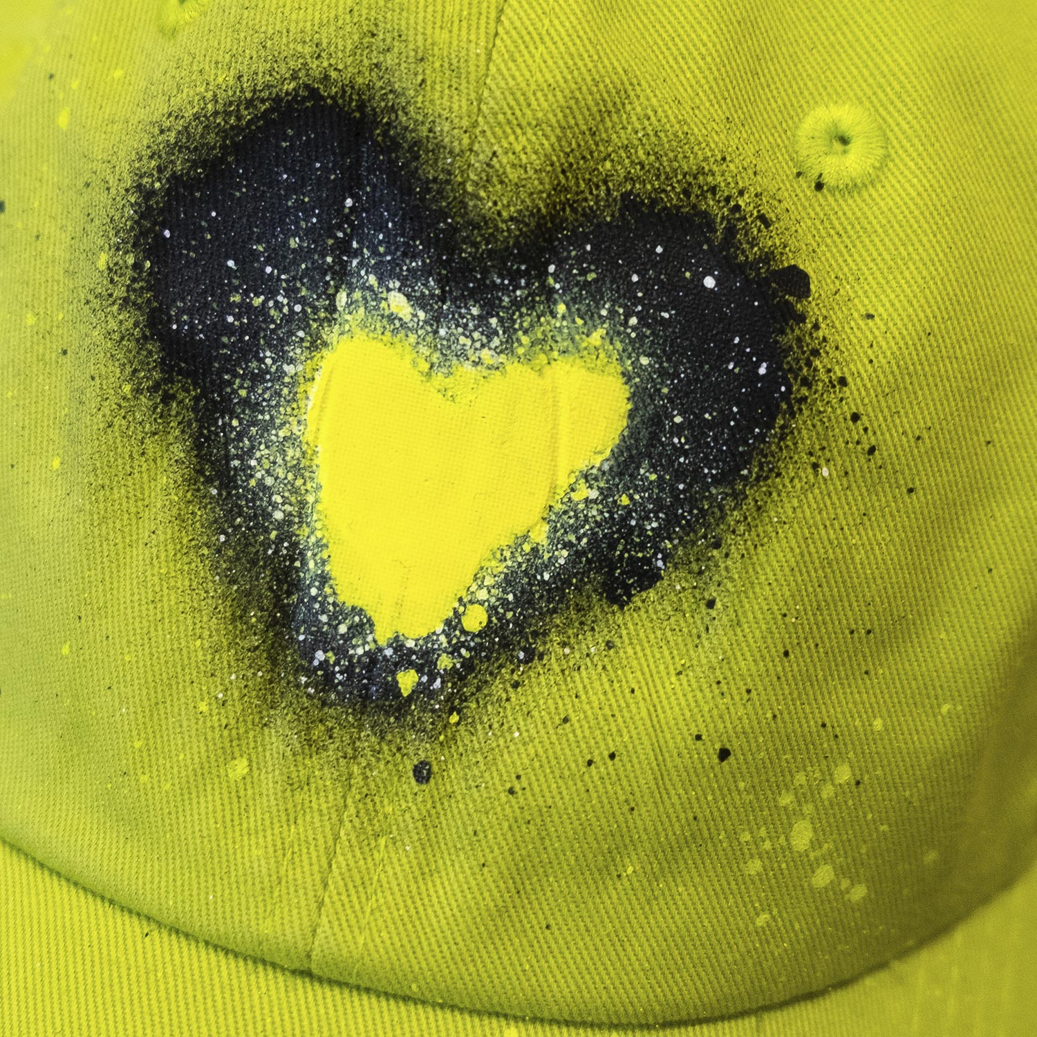 Casquette verte "coeur noir" unique