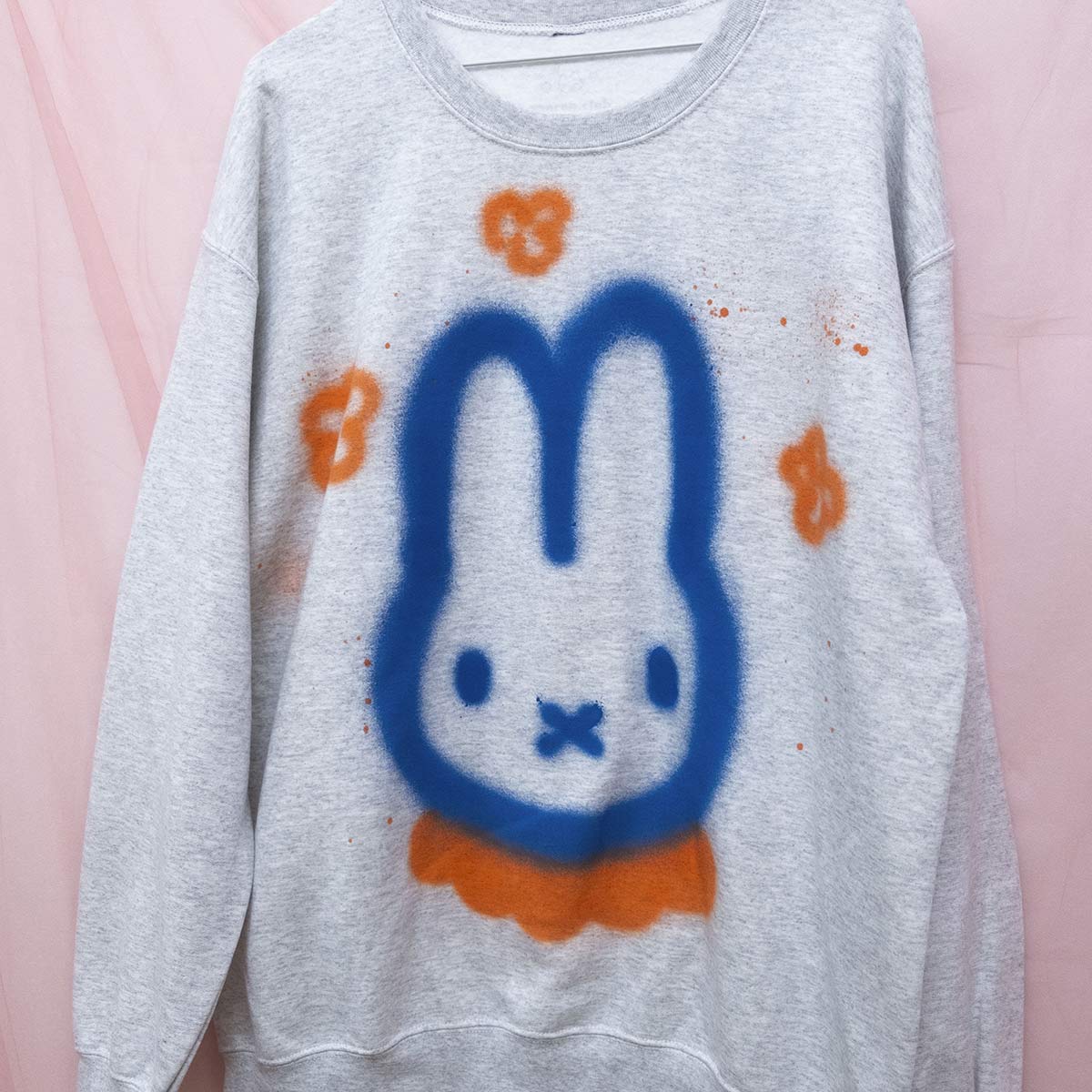 Spray painted Miffy Crewneck (XL)