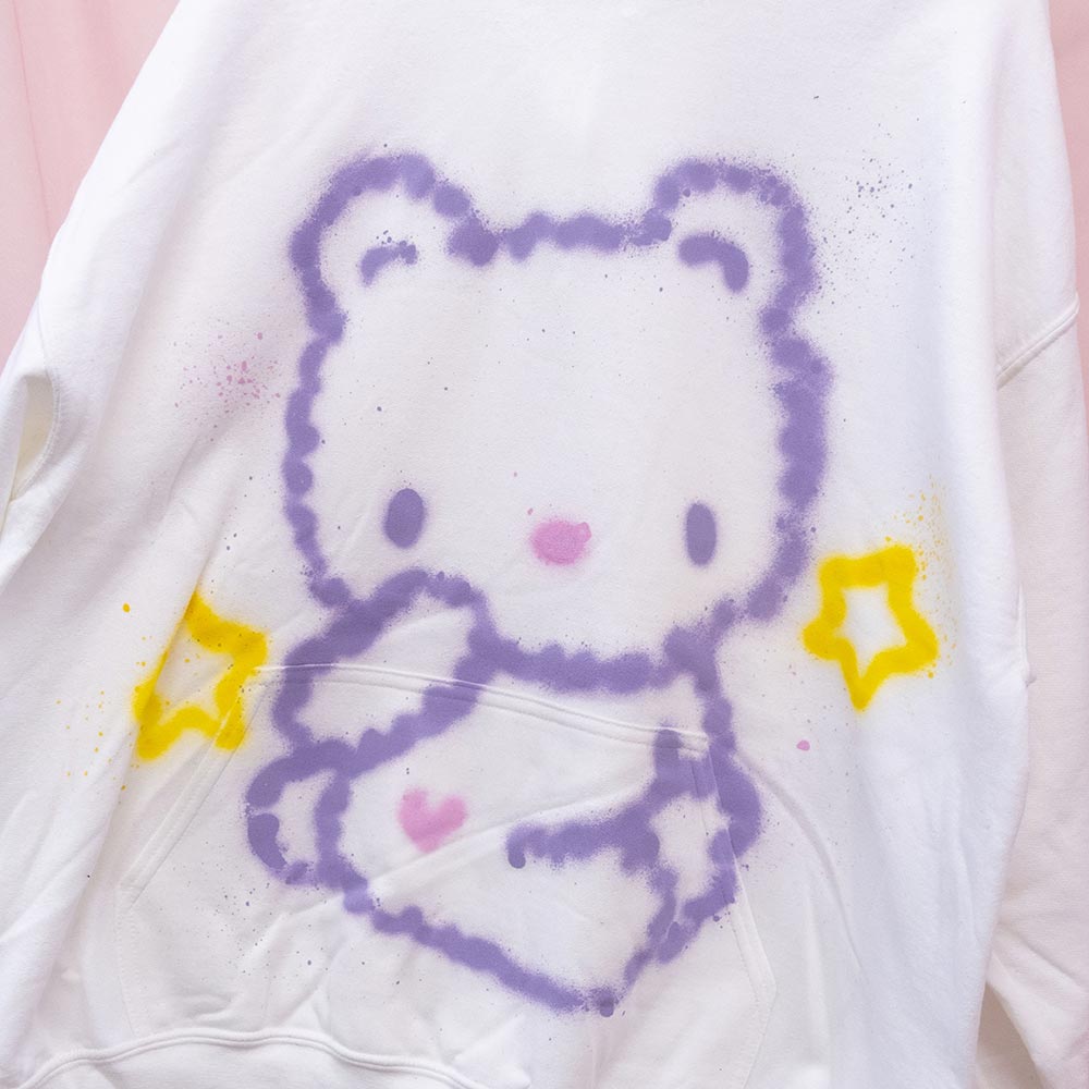 Chandail à capuchon "Ourson coquet" unique (XL)