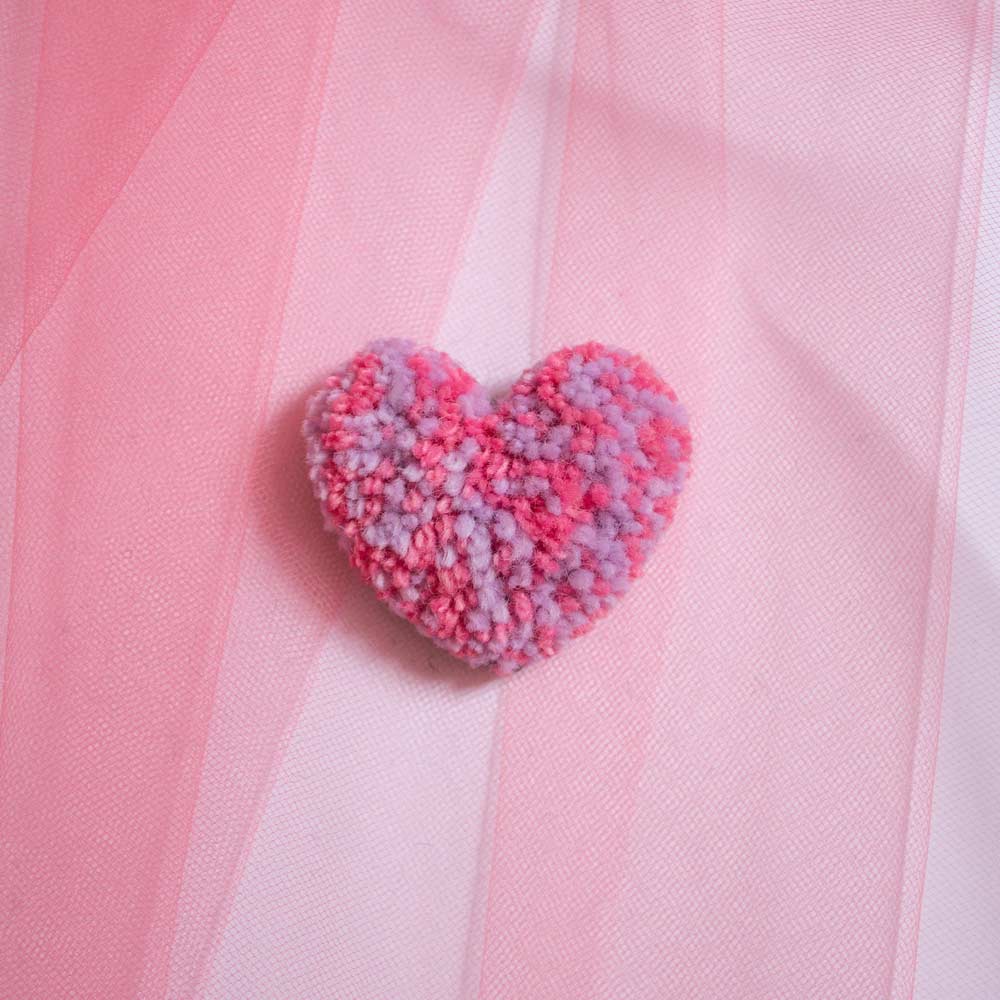 Tufted pins [hearts]