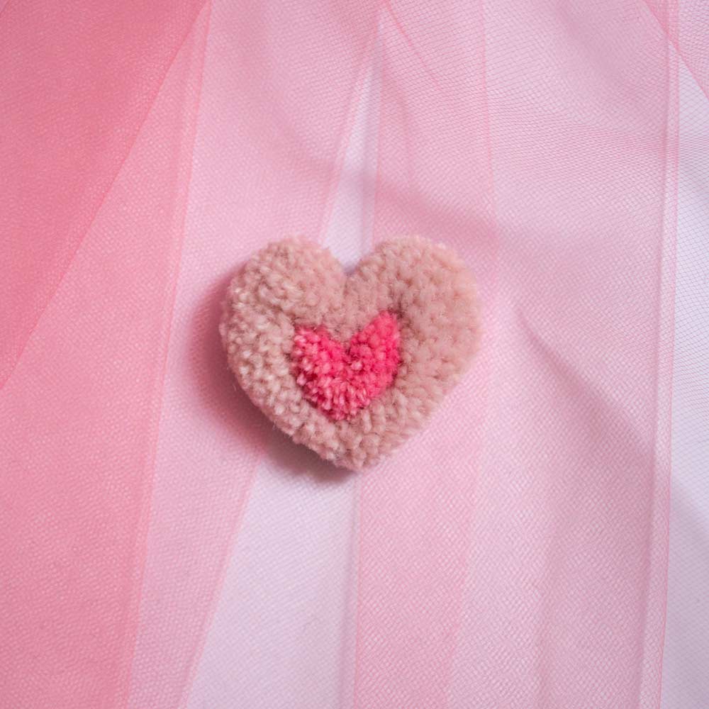 Tufted pins [hearts]