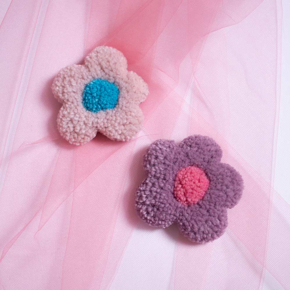 Tufted pins [flowers]