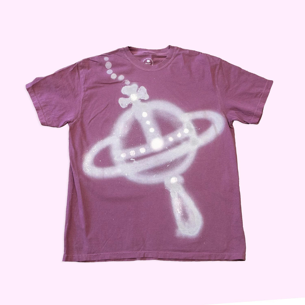 Unique "Silver Vivienne Pendant" T-Shirt, size XL