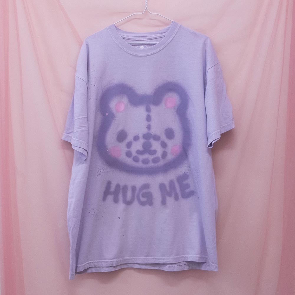 Unique "Hug me" T-shirt (XL)
