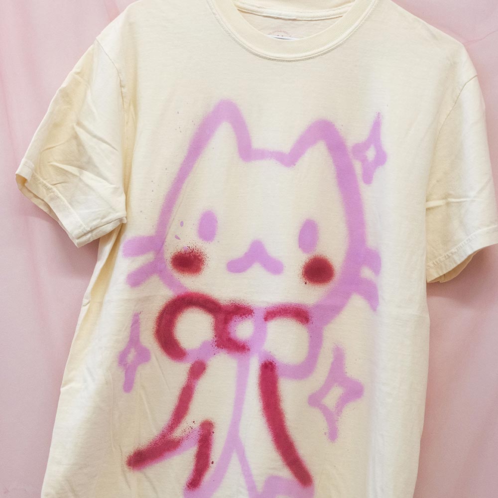 Unique “Cute Cat” T-shirt (M)
