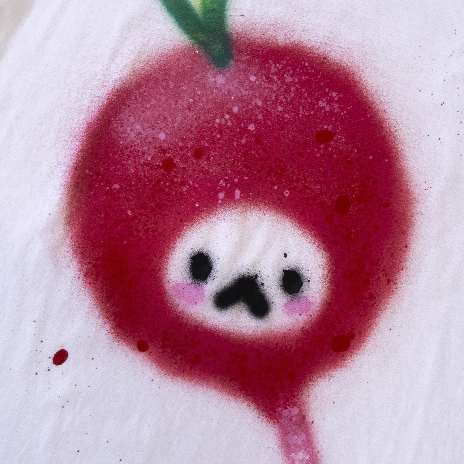Unique "Radish Cat" T-Shirt, medium size