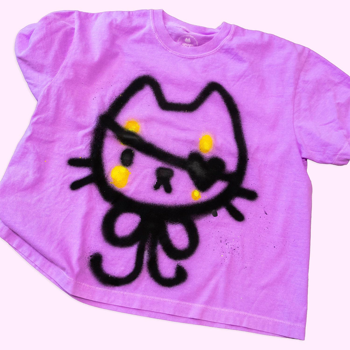 T-shirt boxy "Chat pirate néon", taille unique medium