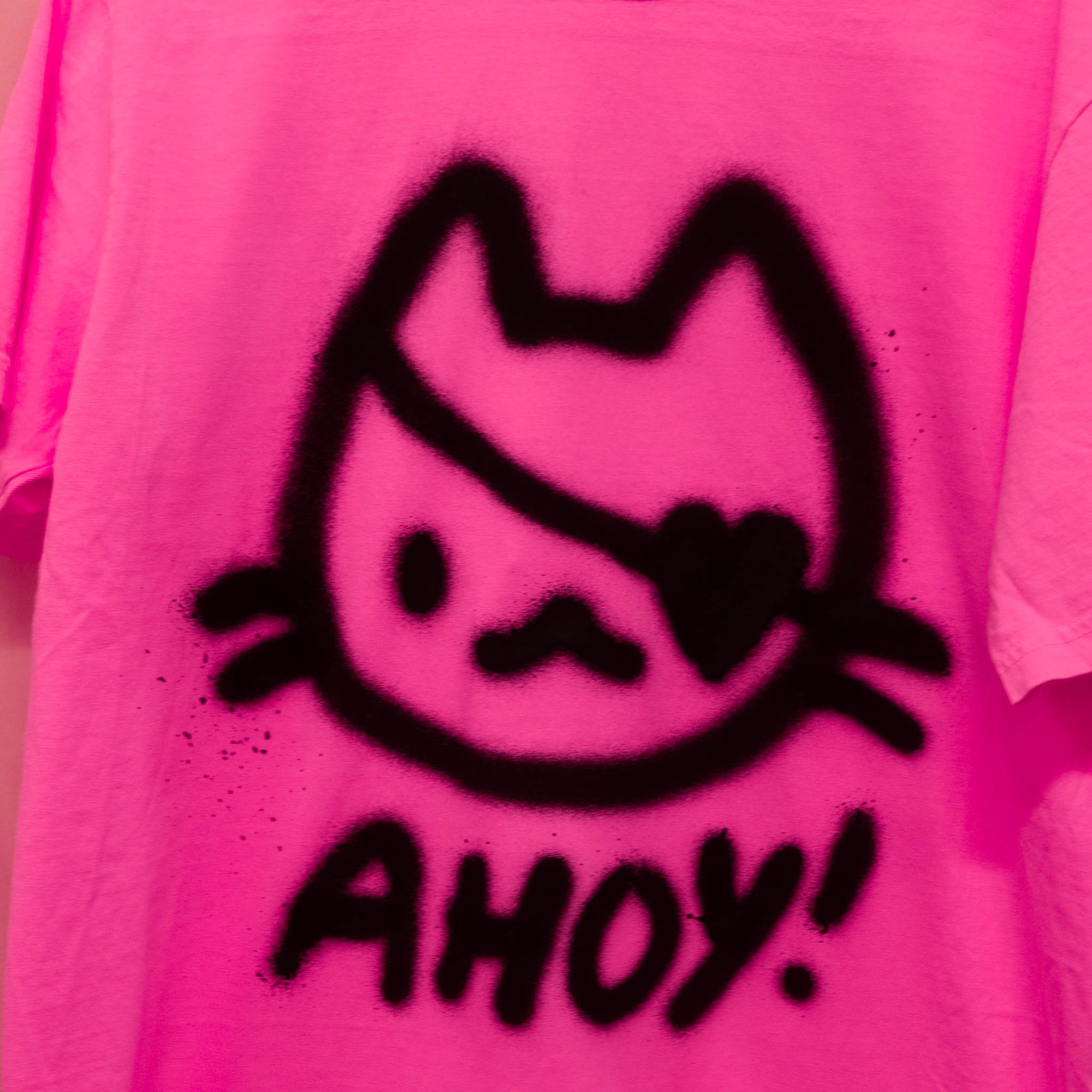 Unique "Pirate Cat" T-shirt (M)