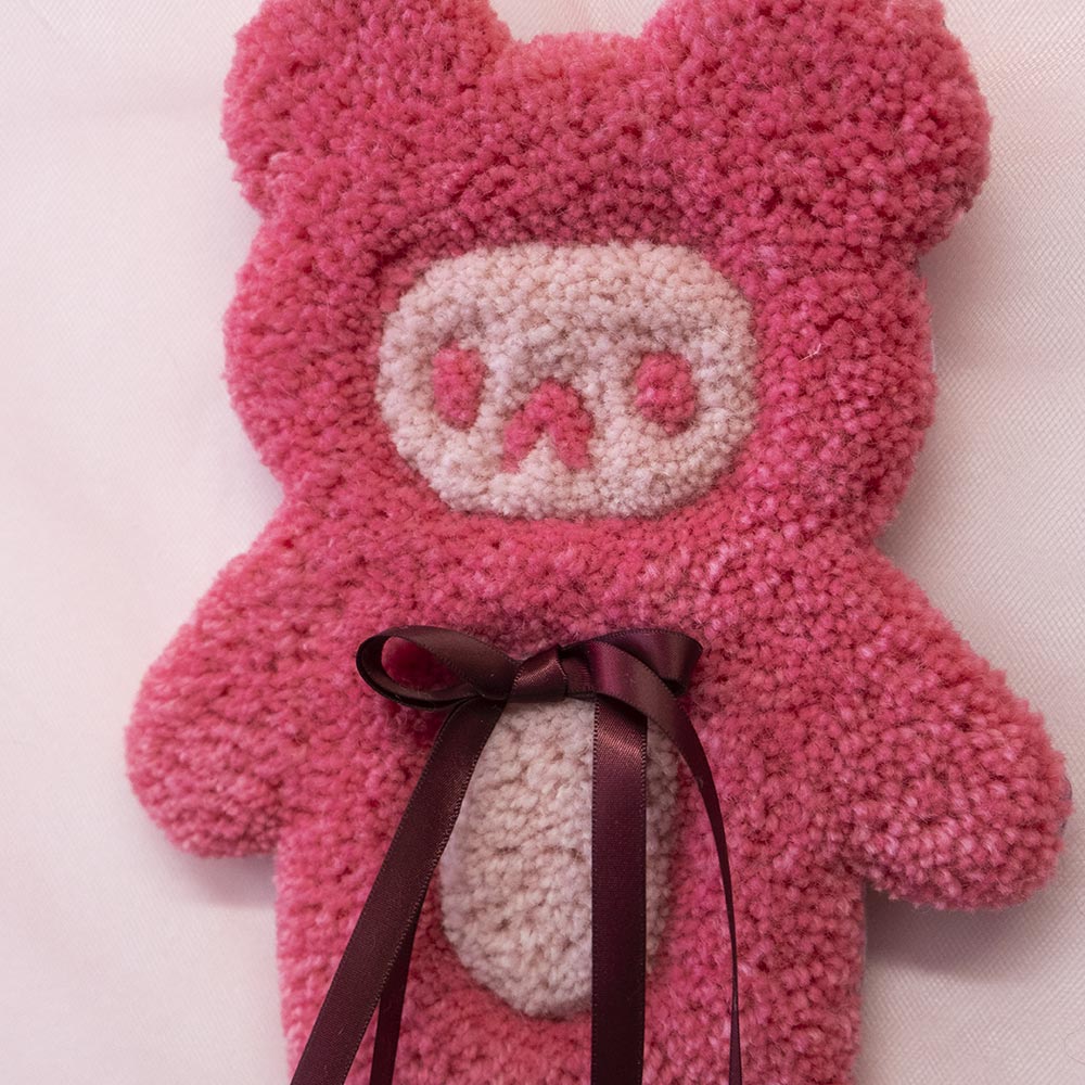 Teddy Wall Rug 7"