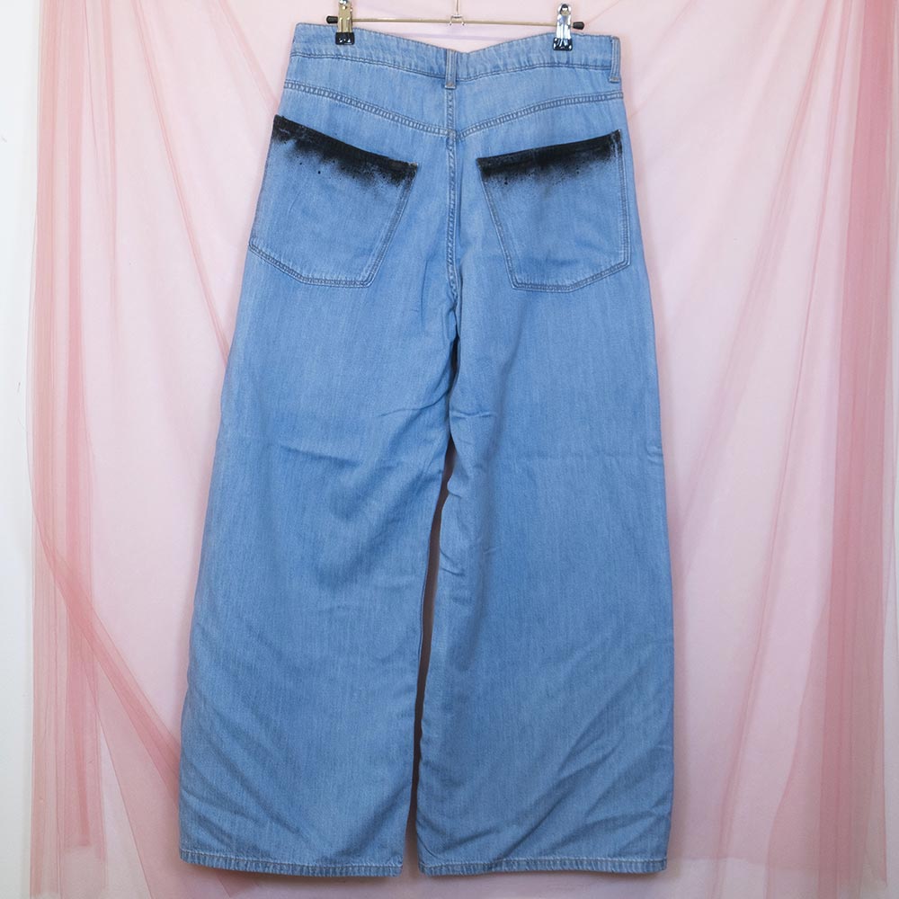 Jeans upcyclés "emo"