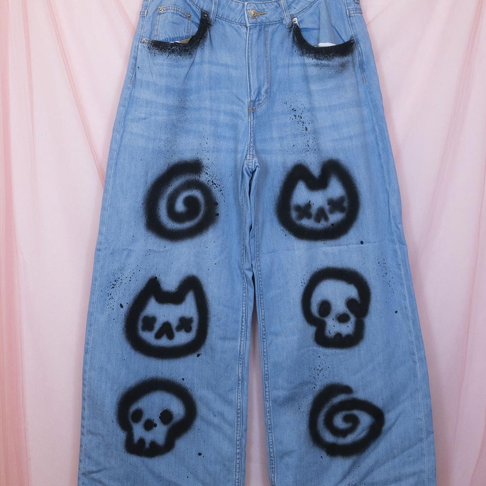 Jeans upcyclés "emo"
