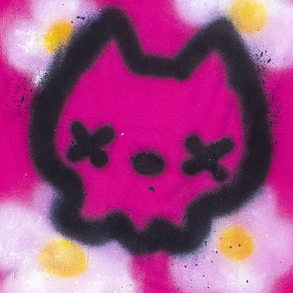 Upcycled "Skull" pink T-shirt