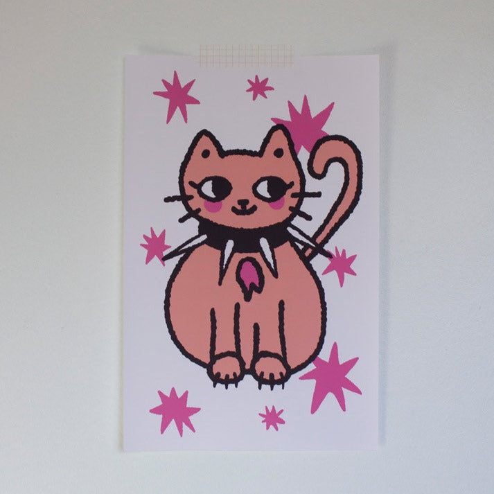 Affiche 11x17 d'un chat mignon et coquin avec un collier choker avec spikes